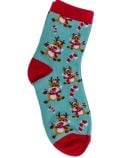 Детски магически коледни чорапи Out of the Blue, 1 чифт - с червен връх, пета и ластик и шарка с еленчета със шалчета и бастунчета на светлосин фон - идеален подарък за деца и празнично настроение.