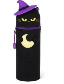 2-в-1 силиконов несесер Legami Kawaii - Kitty Witch е черен котарак с жълти очи, лилава шапка и луна, с надпис "Тъмната страна на мяукането" - идеален за фенове на уникални ученически аксесоари и настроение за Хелоуин.