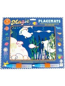 Кутия с "Подложка за оцветяване Floss & Rock - Ocean" с океанска сцена, в която са изобразени морски животни и растения. Включва 2 двустранни подложки за оцветяване с вода и 2 сини водни химикалки. Подходяща за възраст над 18 години.