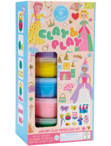 Творческият комплект с глина Floss & Rock - Принцеси включва цветна кутия с мотиви на принцеси, четири ванички с глина за моделиране и забавни изображения на фигури като корони и животни. Подходяща за деца на възраст над 6 години.