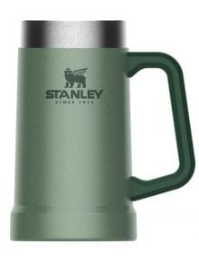 A Stanley термохалба Big Grip Hammertone Green с голяма дръжка и неръждаема стомана по ръба, със Stanley лого и надпис Since 1913 отпред.