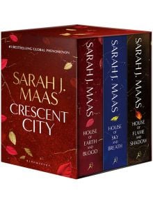 The Crescent City Paperback Box Set включва три фентъзи романа от Сара Джей Маас - House of Earth and Blood, House of Sky and Breath и House of Flame and Shadow - представени един до друг.