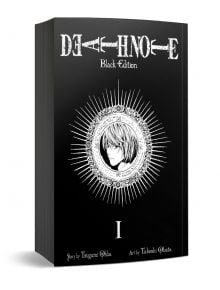 Death Note Black Edition, Vol. 1 е с черна корица с бяло лице на шинигами, обградено от сияйни линии и цифрата I. Сюжет: Tsugumi Ohba, рисунка: Takeshi Obata.