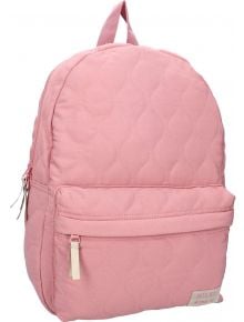 Стегана светлорозова детска раница Vadobag Milky Kiss Sweet Bliss, 39 х 29 х 12 см, с преден джоб с цип, страничен джоб и текстилна дръжка отгоре. Дръжките на циповете са с леки текстилни акценти, които придават допълнителен чар, а на малка етикетка в дол