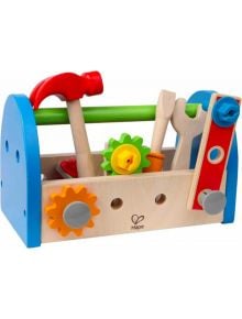 The Дървен комплект инструменти Hape, 17 части, е цветна дървена кутия с инструменти с логото на Hape, съдържаща чукче, отвертка, гаечен ключ, зъбни колела и болтове-идеален образователен подарък за малките майстори!.