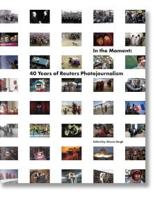 Корицата на "В момента": 40 години фотожурналистика на Ройтерс включва колаж от емблематични спортни, политически и ежедневни снимки от четири десетилетия на фотографията на Ройтерс.