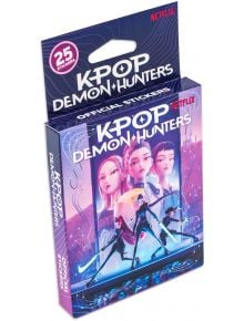 Кутията с надпис K-POP Demon Hunters Multipack стикери показва три анимирани женски персонажа в екшън пози, подчертава "25 холографски стикери" и включва логото на Netflix в горния десен ъгъл.