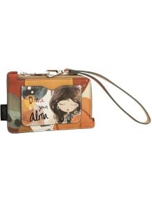 Anekke Alma калъф за карти (14х9х1 см.) - малък, цветен аксесоар с илюстрация на момиче и надпис "Танц с твоята Алма", цип, ключодържател, кафява каишка за ръка - идеален за ежедневно ползване.