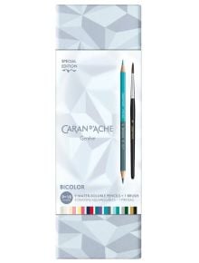 The Комплект Caran d'Ache Alpine Frost - цветни моливи и четка от зимната колекция включва водоразтворими двустранни моливи и четка в опаковка с пастелно-геометричен дизайн.