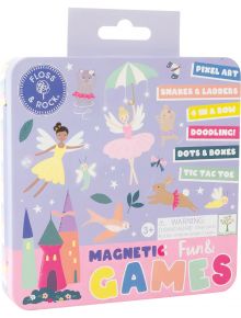 The комплект магнитни игри Floss & Rock Fun - Enchanted е пастелно оцветен с феи, животни и замъци и включва игри за пътуване като PIXEL ART, SNAKES & LADDERS и TIC TAC TOE. Подходящ за деца над 3 години.
