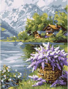 Комплект за лесно рисуване с акрилни бои Ideyka - Люлякова кошница (30x40 см) създава впечатляваща сцена с лилава кошница край езеро, 2 дървени къщички, гори и заснежени планини под облачно небе върху платно с подрамка.