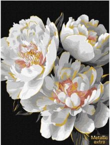 Комплект за лесно рисуване с акрилни бои Ideyka - Снежни божури, 30 x 40 см" изобразява три големи бели божура със златисти и жълти акценти на черен фон, с жълт надпис Metallic extra долу вдясно.