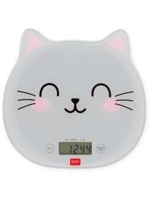 Кухненска везна Legami - Kitty е дигитална везна с форма на котешко лице, розови бузки и дисплей, показващ 1244 г. Бутони за единици и включване са удобно разположени отдолу.