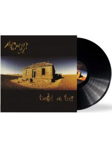 Midnight Oil - Diesel and Dust (VINYL) ремастерирано издание на 180-грамов винил с обложка: стара къща в пуст пейзаж под ясно небе и заглавие с жълт релефен шрифт.