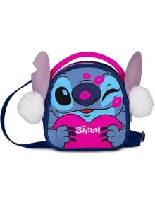 Мини раничка Seven Lilo & Stitch е малка синя чантичка на тема Disney с розова дръжка, пухкави бели уши с помпони и изображението на Stitch, който намига и държи розово сърце с украса от целувки.
