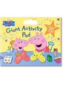 На корицата на Peppa Pig Giant Activity Pad са изобразени Пепа и татко Прасе на маса с принадлежности за рисуване, страници за оцветяване и хартиени пеперуди. Оранжева звездна панделка подчертава: "Включва над 70 стикера.