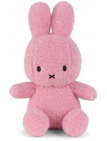 Плюшена играчка Miffy Eco Corduroy - розов заек, 23 см, изработена от мек плюш с дълги уши и черни очи; изправена и е идеална за гушкане.