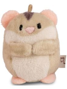 Сладка плюшена играчка за хамстери Nici Mymochi Minis с бежово-кремава козина, розови ушички и крачета, черни очи, малко кафяво носле, малки ръчички, прилепнали към тялото, и малка примка на главата - предлага се в книжарница Orange.