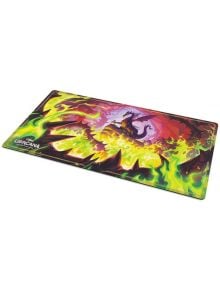 Подложка за игри с карти Ravensburger - Disney Lorcana TCG: Dragon Fire изобразява Maleficent като дракон, който диша ярки зелени и жълти пламъци, с дизайн с шипове за поразителен външен вид.