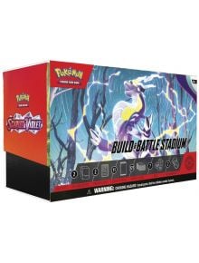 Кутия Pokemon TCG Scarlet & Violet Build & Battle Stadium от книжарница Orange с динамична рисунка на покемон, подобен на дракон, в буря, икони на съдържанието на продукта и предупреждение за опасност от задушаване в долната част.