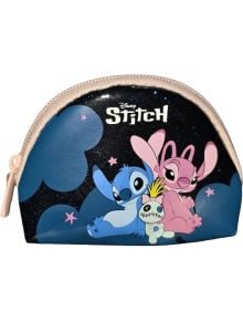Портмоне Seven Lilo & Stitch Starry Eyed за монети-малко детско портмоне с цип, със стич, Ейнджъл и Скрамп на фоново нощно небе с облаци и розови звезди. Идеален аксесоар за фенове на Лило & Стич.
