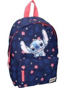 Тъмносиня чанта Vadobag Stitch раничка за детска градина с розови мотиви на цветя и листа, с голяма графика на Stitch от филма на Disney "Лило и Стич" на предния джоб. Предлага се в книжарница Orange. Розовите ципове и дръжката завършват визията.