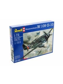 Сглобяем модел Revell - Военен самолет Messerschmitt Bf 109 G-10 1:72 с кутия, илюстрирана с въздушен бой от Втората световна война, продуктови детайли и брандиране на лицевата част.