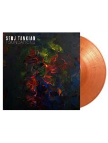 Оранжево полупрозрачно винилово издание на Serj Tankian - Foundations стои до своята жива, абстрактна обложка на албума със смел надпис "Serj Tankian Foundations" - забележително EP издание от Music On Vinyl.