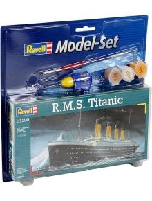 Сглобяем модел Revell - Титаник комплект в мащаб 1:1200, включва детайлен модел кораб с бои, четка и лепило, плюс кутия с илюстрация на Титаник нощем.