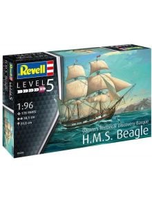 Кутията на сглобяем модел Revell - Ветроходен кораб H.M.S. Beagle показва илюстрация на кораба, отбелязва "LEVEL 5", мащаб 1:96, съдържа 178 части и посочва размерите на готовия модел.