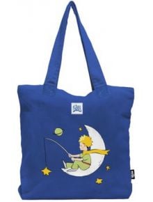 Шопинг чанта Grupo Erik - Малкият принц: синя, с илюстрация на момче с жълт шал върху полумесец, което лови звезди; на фона има малка зелена планета.