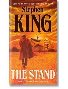 На корицата на книгата The Stand е изобразена фигура в червено палто, която върви през златно поле, а в далечината под оранжевото небе се вижда тъмна фигура и изкривена структура. Заглавието и името на продукта са изведени на видно място.