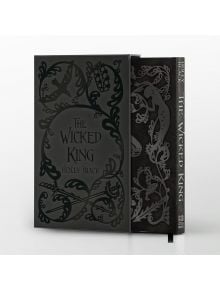 Специалното издание на "Злият крал" е тъмна, богато украсена книга от Холи Блек със сложни мотиви от черно фолио, изцяло фолирана корица, релефно заглавие и подходящо декоративно калъфче за елегантно колекционерско издание.